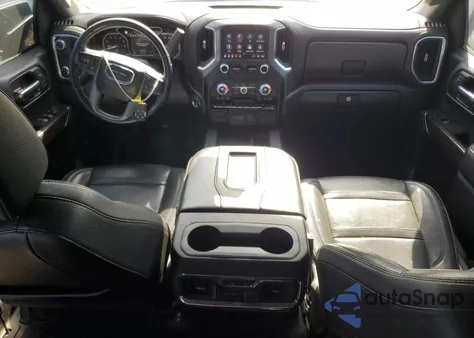 2021 GMC Sierra C1500 Denali z USA, uszkodzony, nr VIN 3GTP8FED2MG437800